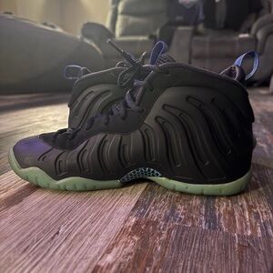 Nike Little Posite One Gs Hornets (Youth 7)